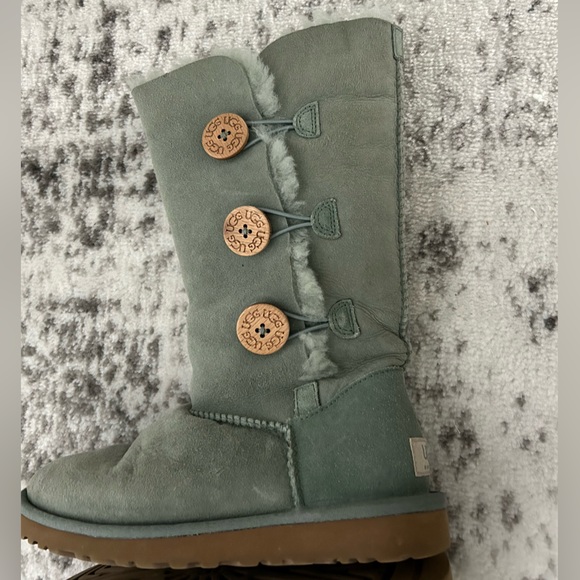 UGG Bailey Button Triplet ll Boot Blue - Picture 5 of 8